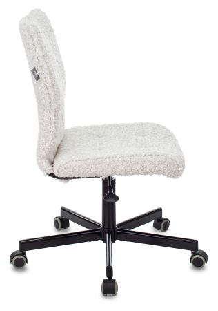 Кресло СН-330М молочный экомех крестов. металл черный (Молочный)